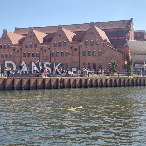 Dzikie plaże w Górkach Zachodnich.