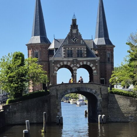 Lemmer – miasto, które kiedyś leżało nad morzem a dzisiaj nad jeziorem.