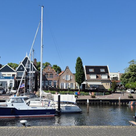 Lemmer – miasto, które kiedyś leżało nad morzem a dzisiaj nad jeziorem.