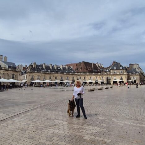 Wielka włóczęga – średniowieczne Semur-en-Auxois i zamek skandalisty Rogera de Bussy-Rabutin.