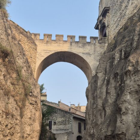 Powrót: Saint-Gilles.